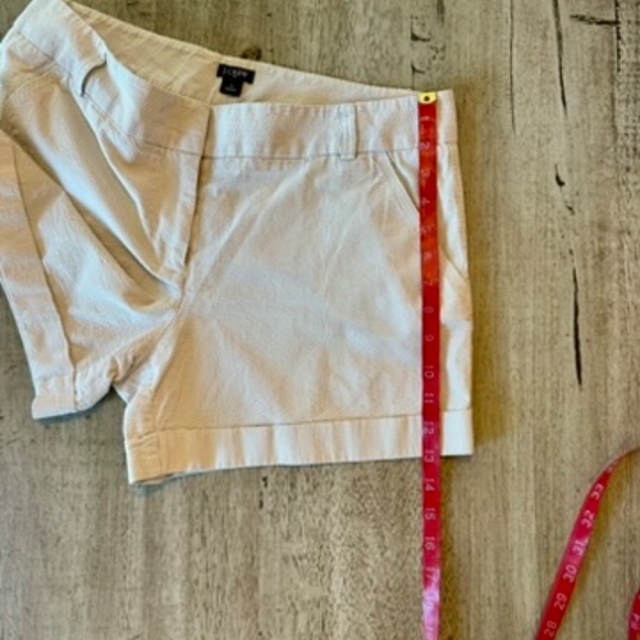 J. Crew City Fit Shorts - Picture 7 of 7